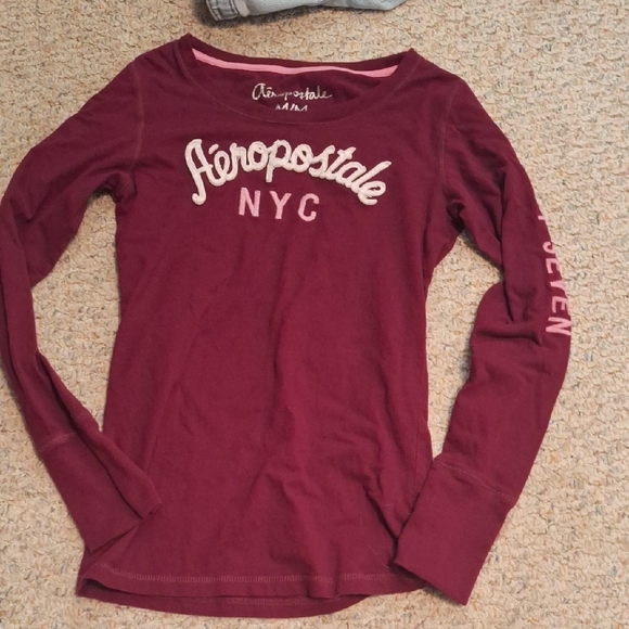 Aeropostale Maroon Graphic Long Sleeve Tee - Picture 1 of 2